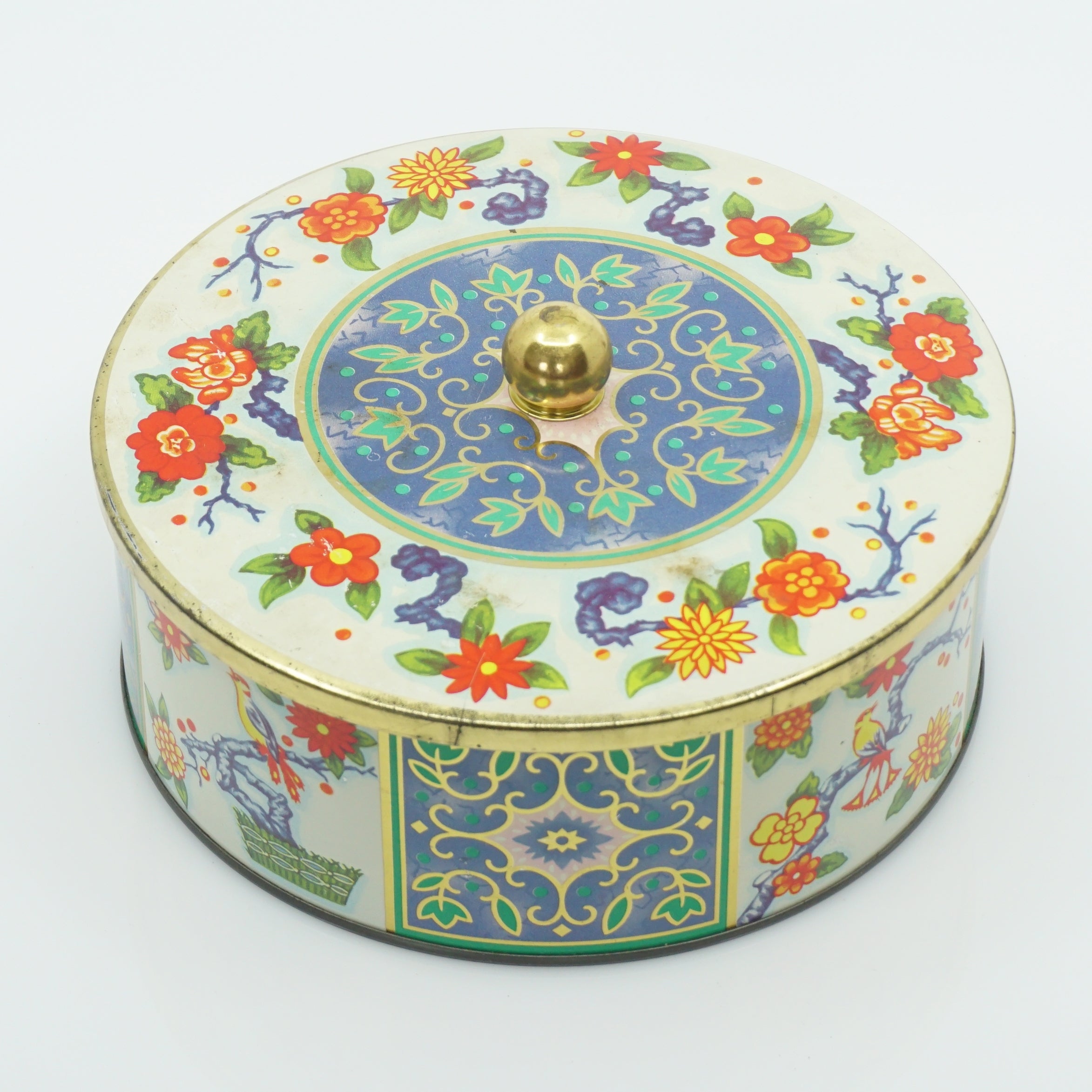 Rare Vintage Tin Lithograph Storage Container 6.5" Diameter. Made in England.