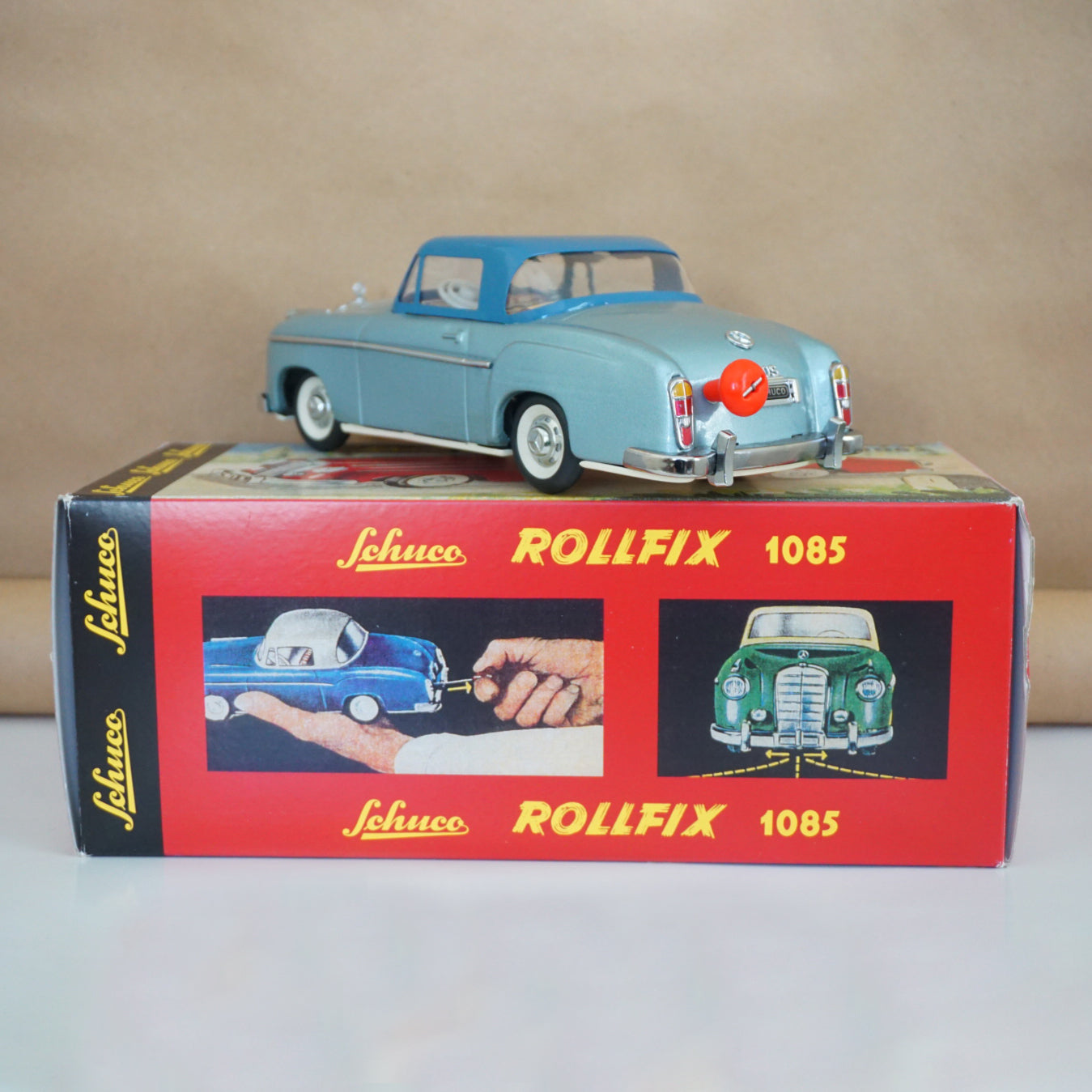 SCHUCO Rollfix #1085 Mercedes-Benz 220S: Blue Coupe