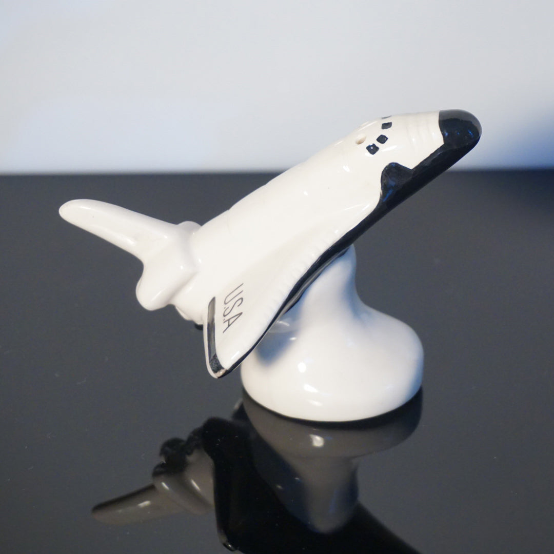 1992 Five & Dime Sarsaparilla. USA Space Shuttle Ceramic Salt and Pepper Shakers