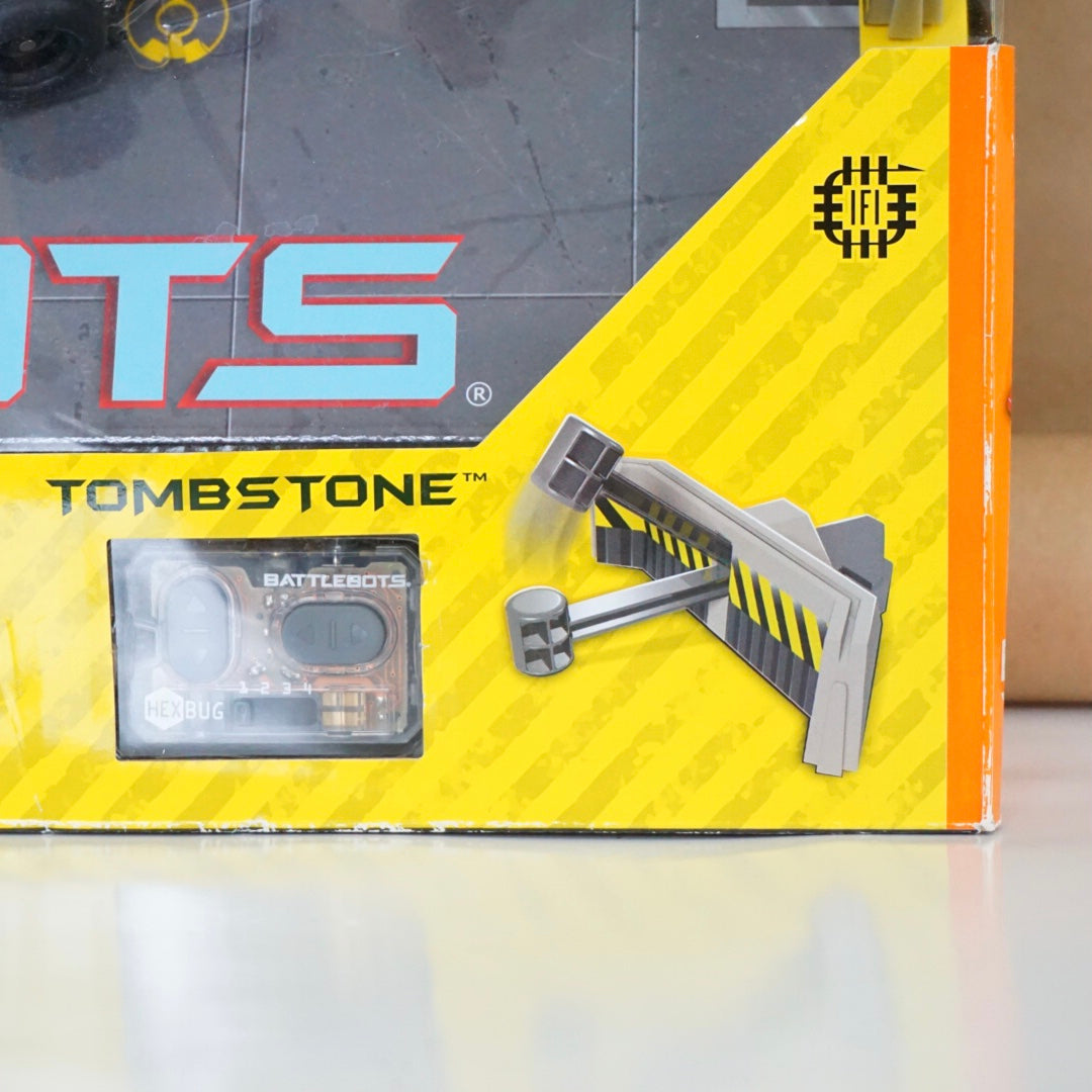 HEXBUG BattleBots Arena. Witch Doctor vs. Tombstone. Remote Control Combat.