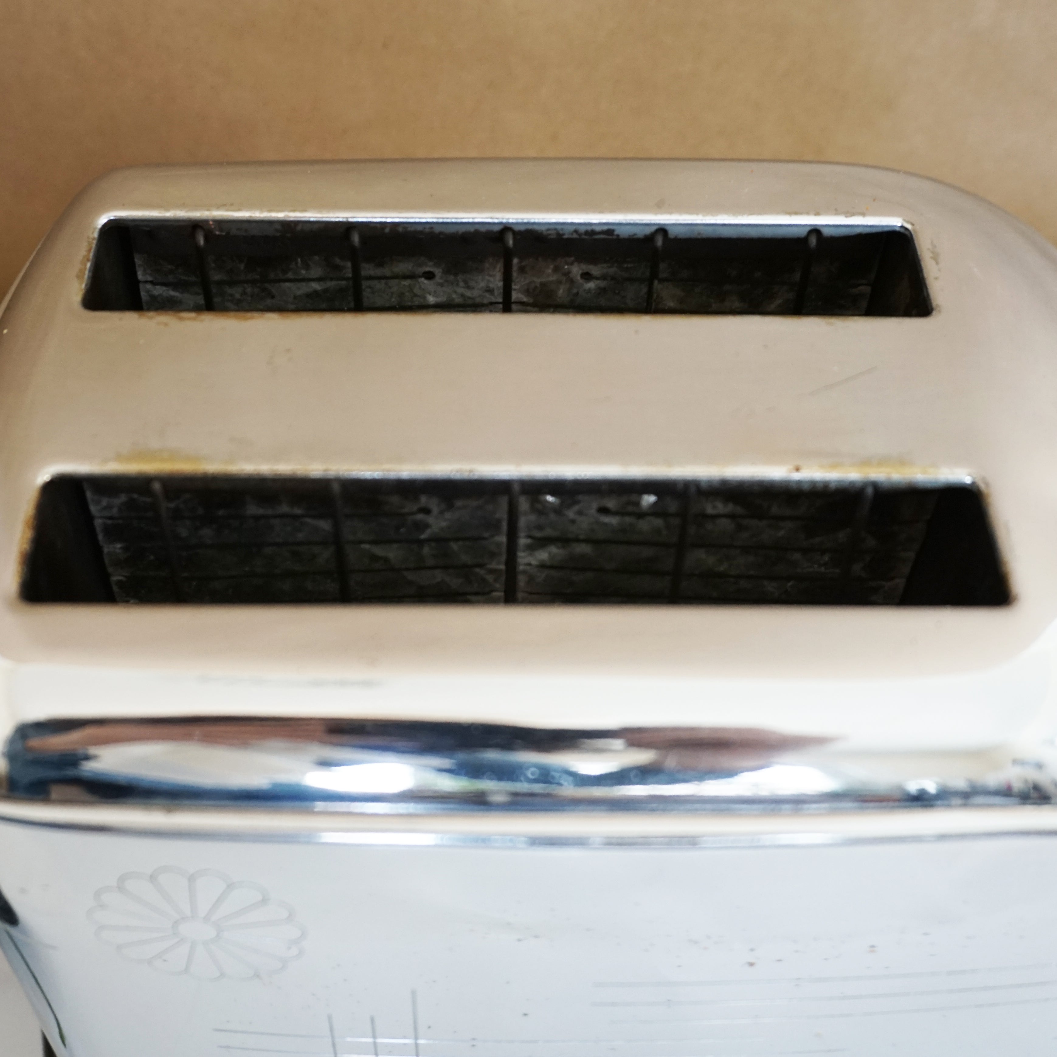 Mid Century TOASTMASTER 2-Slice Toaster Model 1B6. Made in USA. MINT.