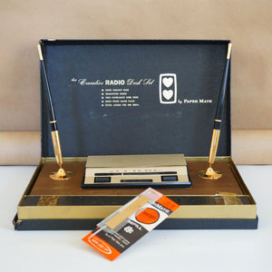 1960s PAPER MATE The Executive Radio Desk Set. With 2 Pens + Gold Nameplate. Vintage