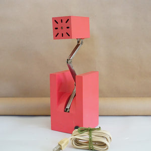 Vintage UNDERWRITERS LABORATORY Transportable Pink Desk Lamp. Listed Issue No. C-7257.