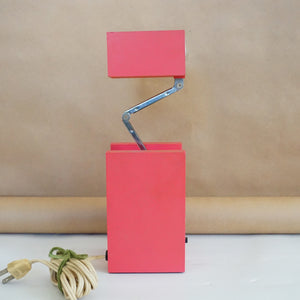 Vintage UNDERWRITERS LABORATORY Transportable Pink Desk Lamp. Listed Issue No. C-7257.