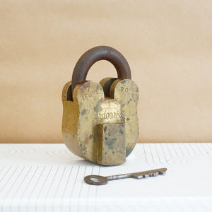 Antique Solid Brass MAZDOAR & CO Lock and Original Key. 7 Levels. G.I.D. 25 Years