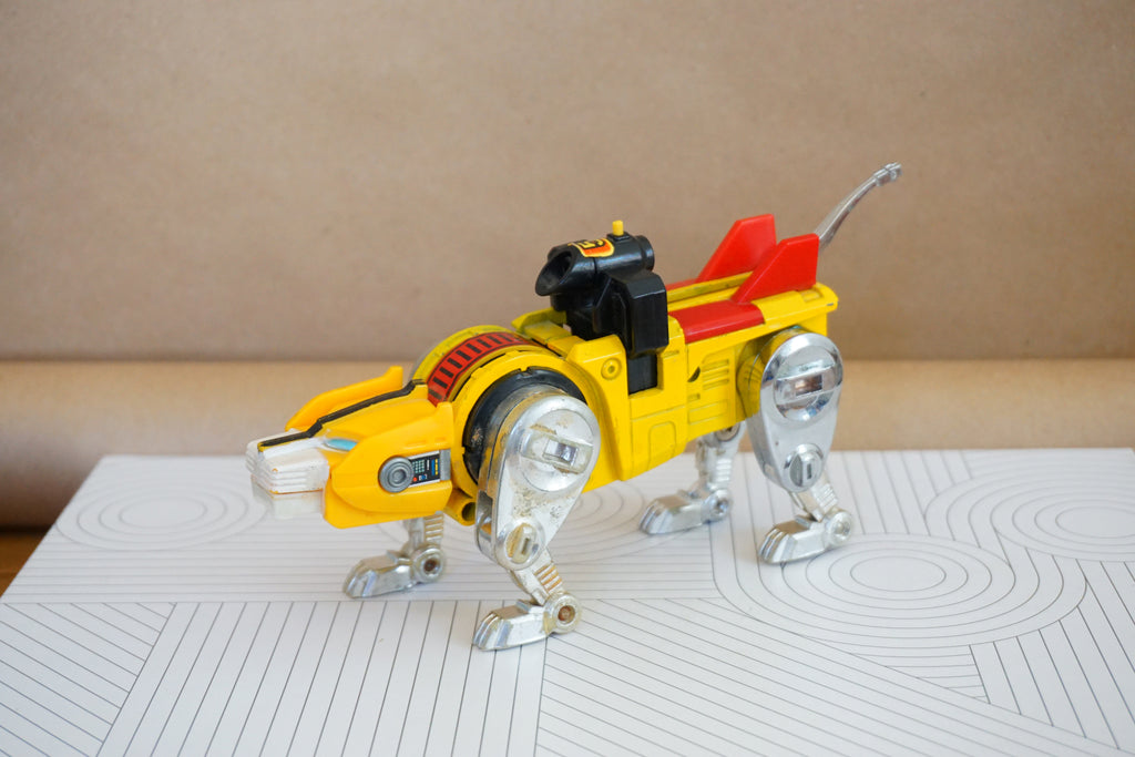 1981 Original "Voltron Lions Panosh Place" Yellow Lion Transformer Leg, Vintage