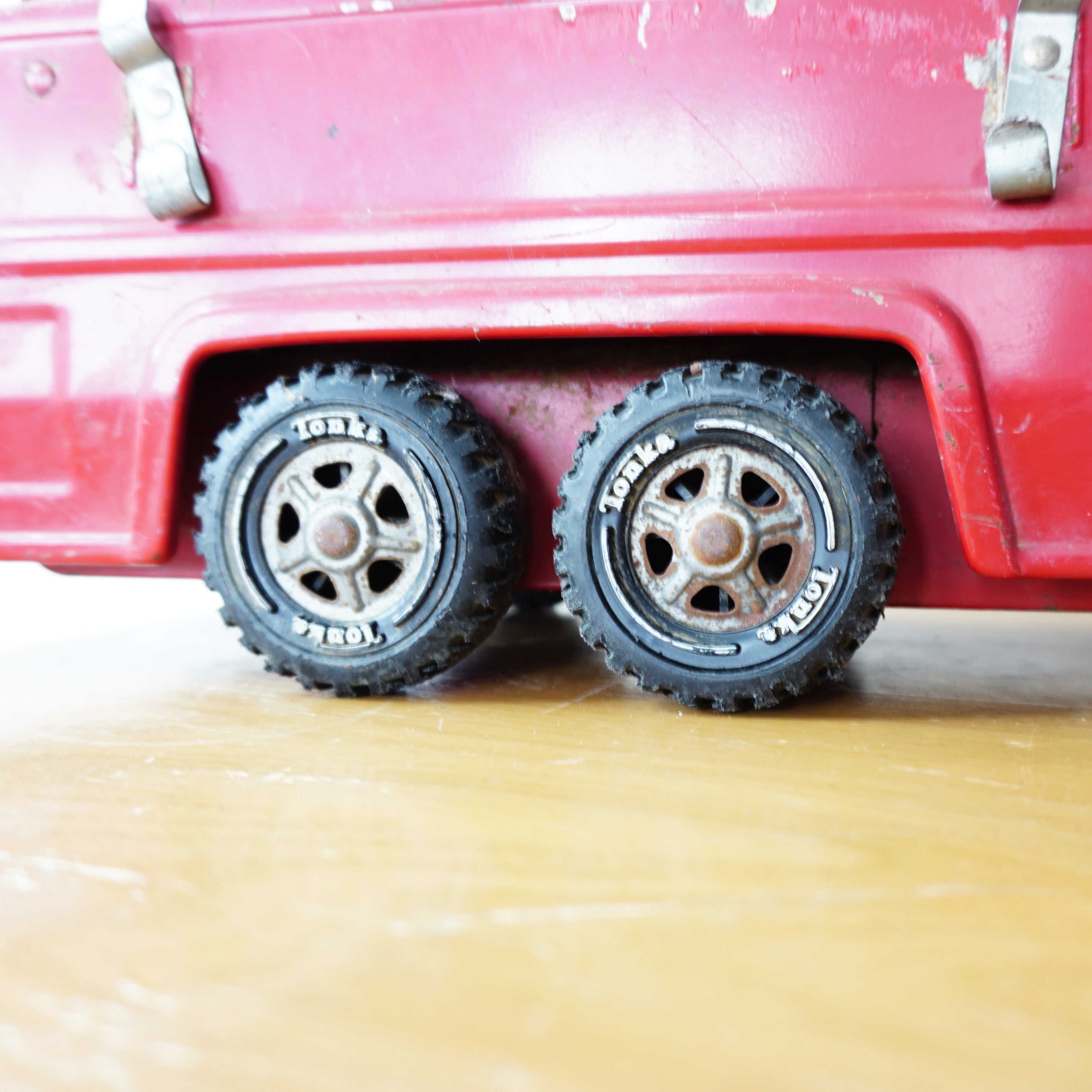 1970s Set of 2 Vintage XL 24" TONKA Pressed Steel Fire Trucks & Extending Ladder