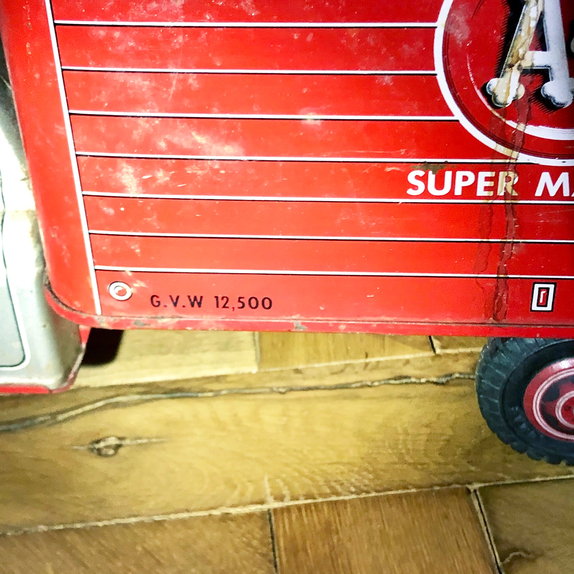 Mid-Century Vintage Tin LItho MARX/LUMAR A&P Supermarket Advertising Toy Truck #1859