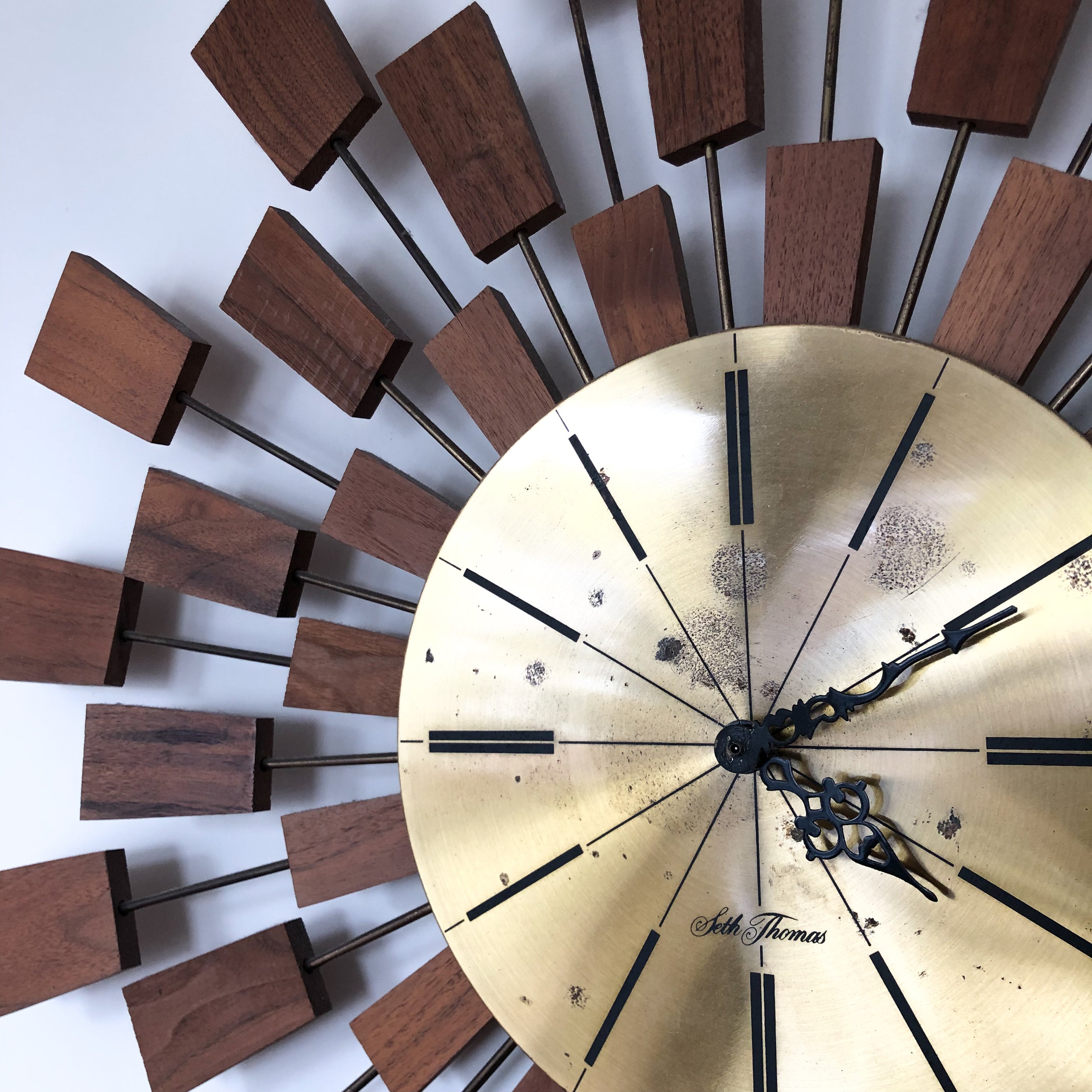 1970s Grandeur Sunburst Wall Clock by Seth Thomas Starburst