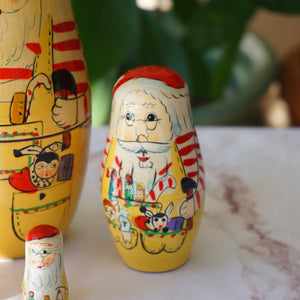 Matryoshka "Матрёшка" Holiday Time Gift Making Santa Nesting Dolls. Set of 5 Christmas Wooden Figures.