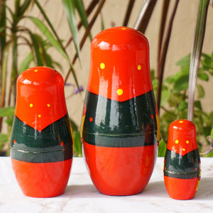 Hand Painted Wood Matryoshka "Матрёшка" Traditional Russian Nesting Dolls. Set of 3.