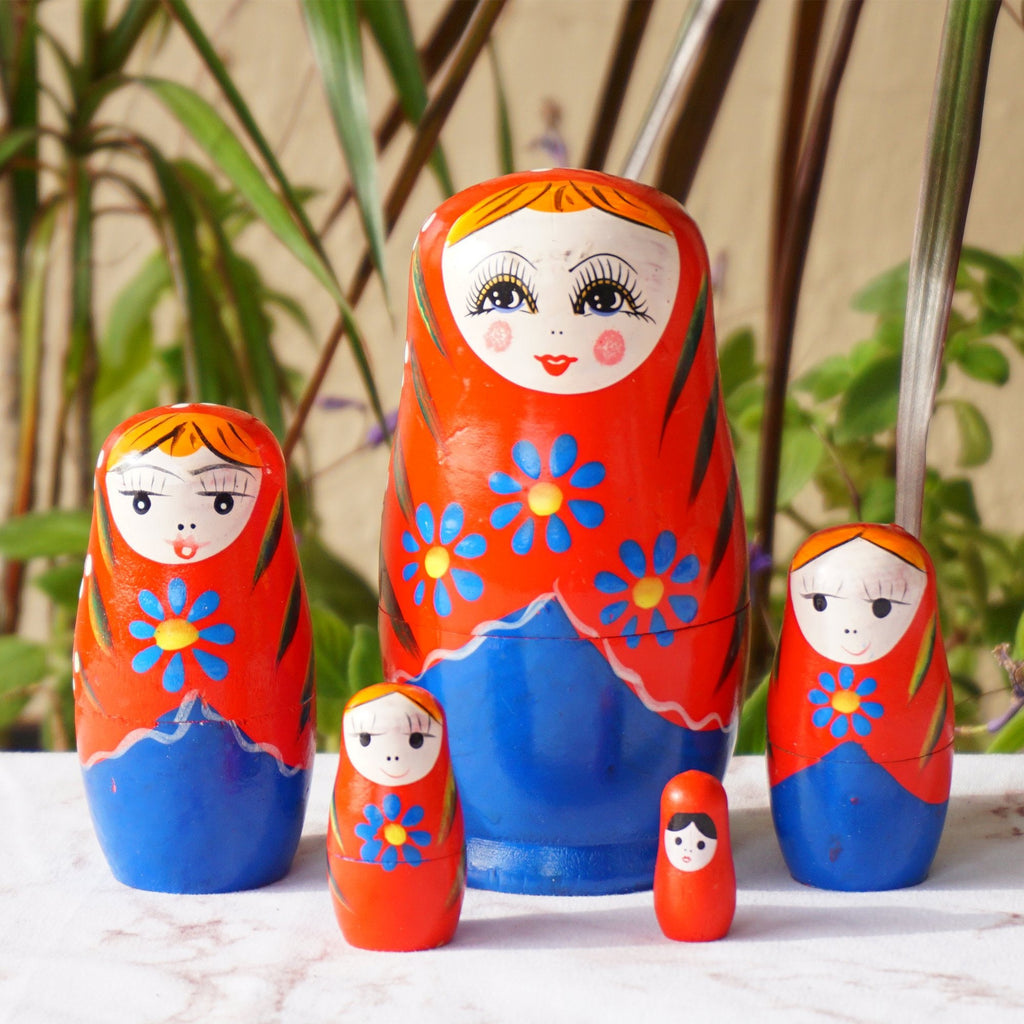 Hand Painted Wood Matryoshka "Матрёшка" Traditional Russian Nesting Dolls. Set of 5.